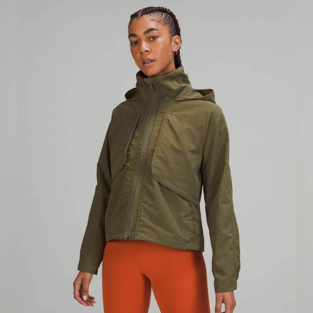 lululemon athletica Olive Green Hooded everyday classic fit waterproof Jacket